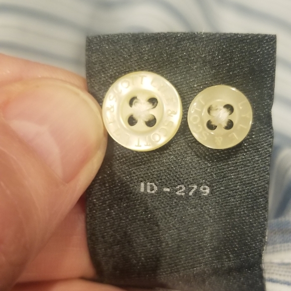 Lyle & Scott Button up Shirt. Men's size Large - Picture 5 of 7